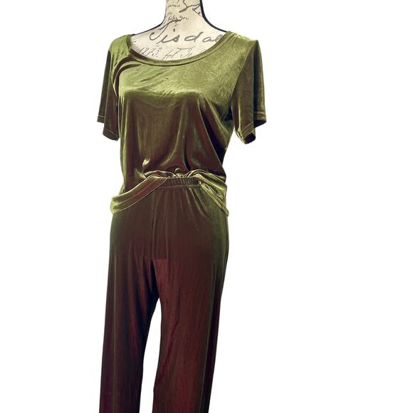 Vintage 90s Rialto Collection Green Velvet Short Sleeve Lounge Set Sz Small - Picture 4 of 11